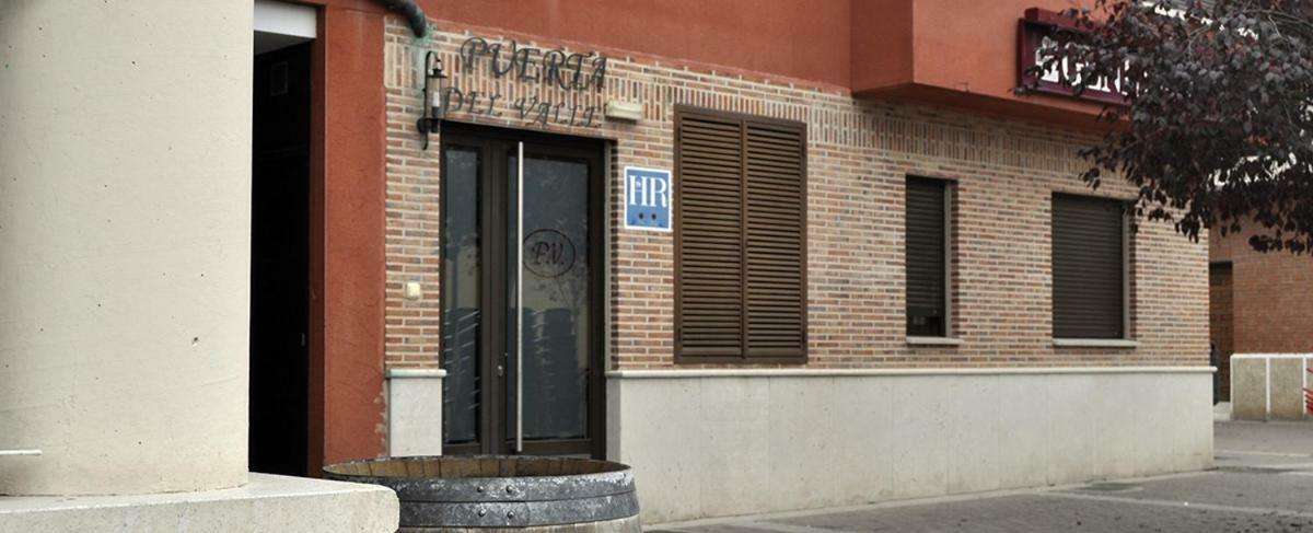 Hostal Puerta Del Valle La Cistérniga Exteriér fotografie