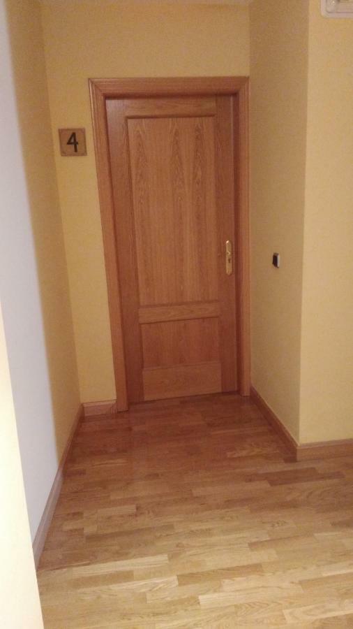 Hostal Puerta Del Valle La Cistérniga Exteriér fotografie